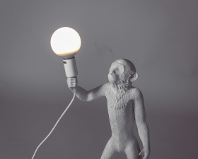 Лампа настольная The Monkey Lamp Standing Version